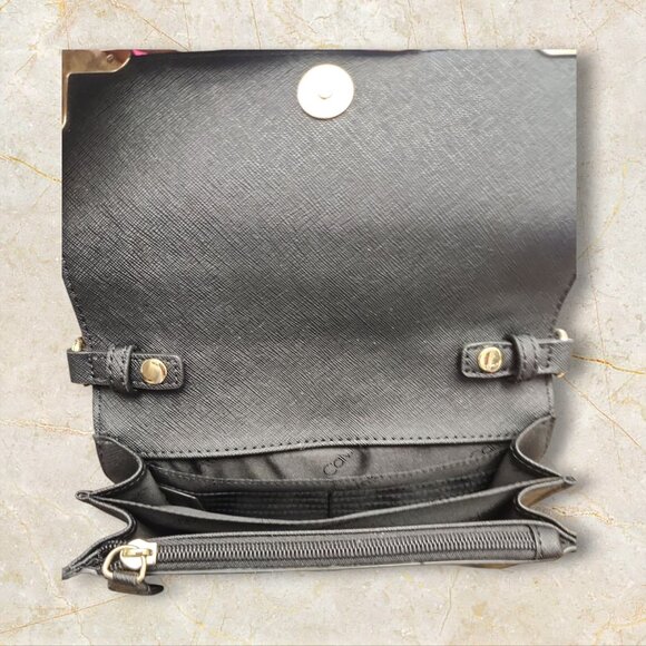 Calvin Klein NWOT Crossbody Bag with Gold Chain - Picture 2 of 6